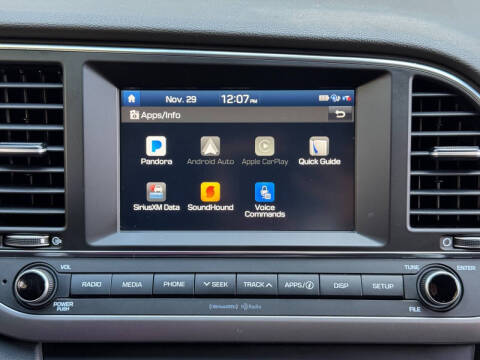 2018 Hyundai Elantra