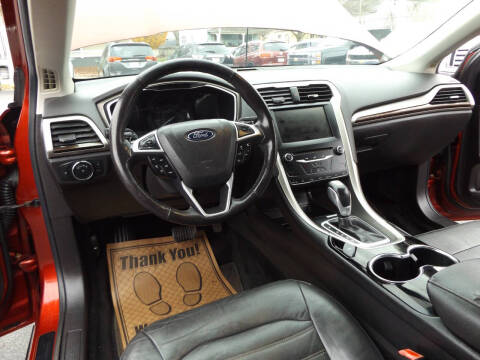 2014 Ford Fusion SE