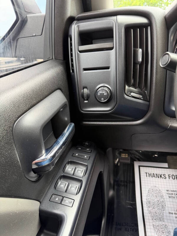 2019 Chevrolet Silverado 1500 LD Custom
