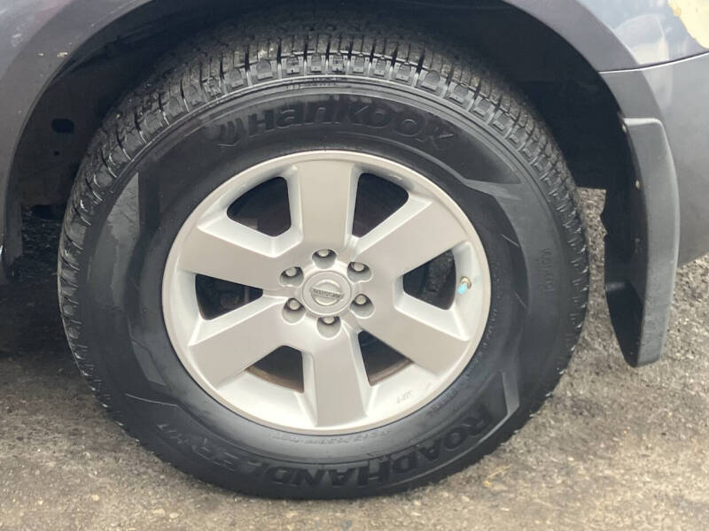 2011 Nissan Pathfinder S