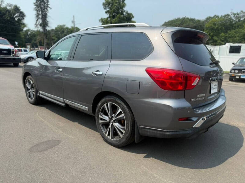 2017 Nissan Pathfinder