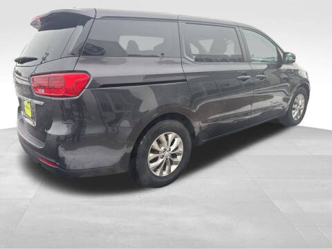 2021 Kia Sedona LX