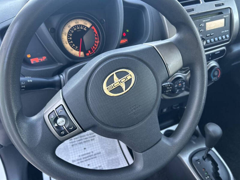 2013 Scion xD