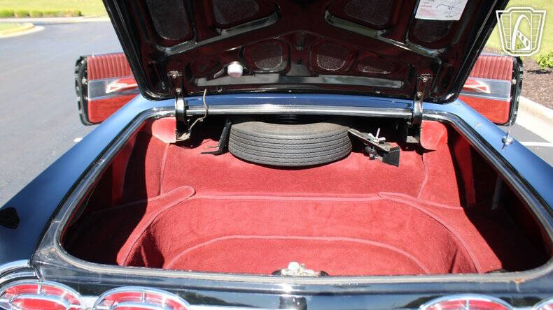 1962 Oldsmobile Starfire