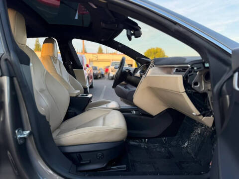 2016 Tesla Model S