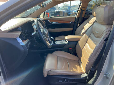 2017 Cadillac XT5 Platinum