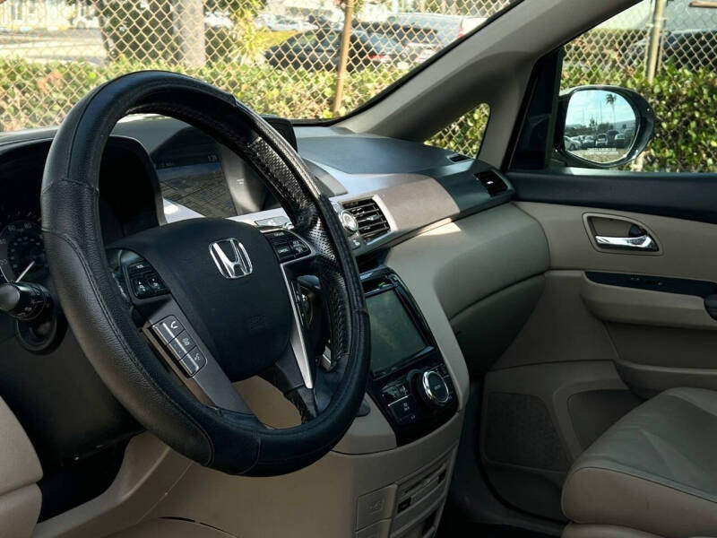 2015 Honda Odyssey Touring Elite