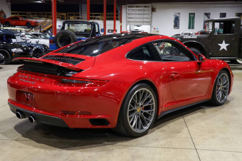 2018 Porsche 911 Carrera 4S