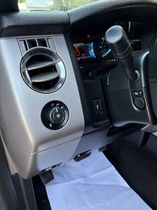 2017 Ford Expedition XLT