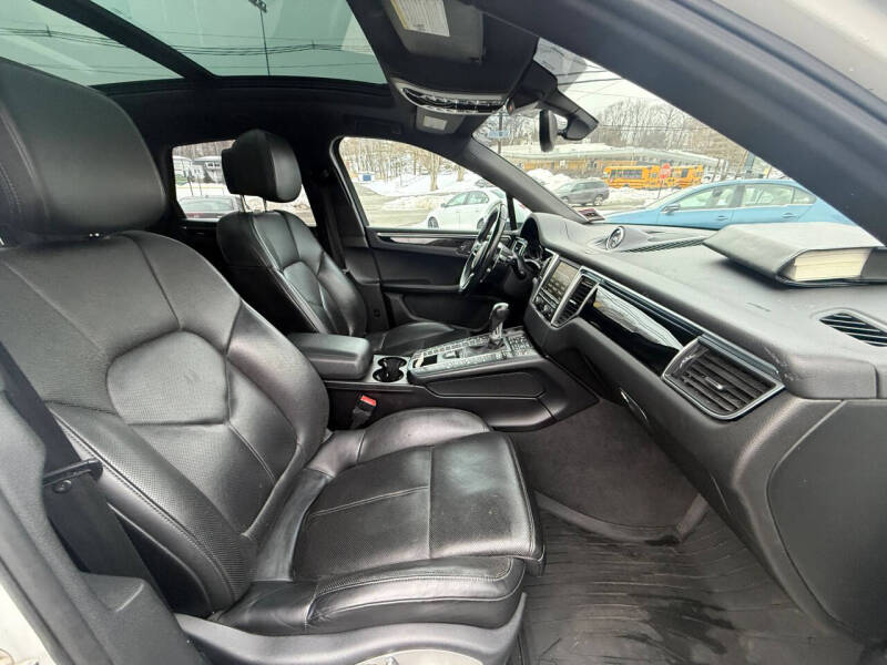 2016 Porsche Macan S