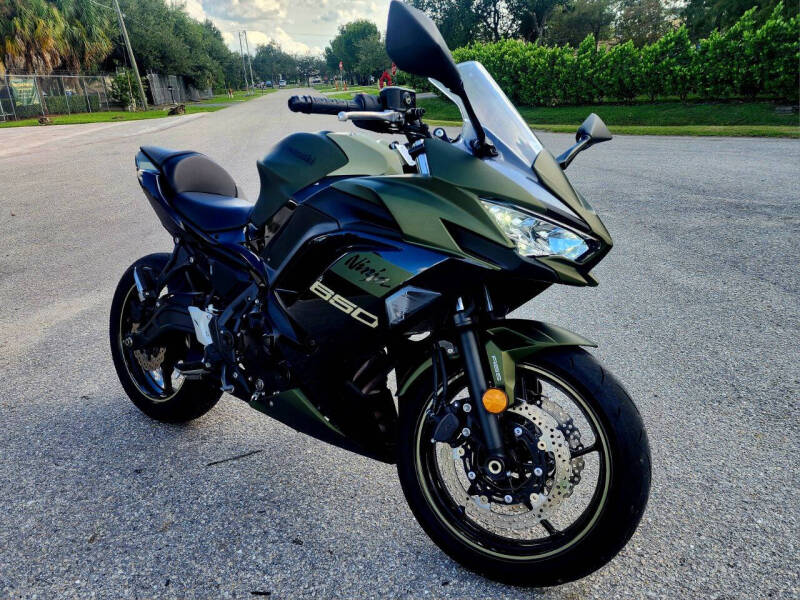 2024 Kawasaki Ninja EX650 ABS  for sale at Von Baron Motorcycles, LLC. - Motorcycles in Fort Myers FL