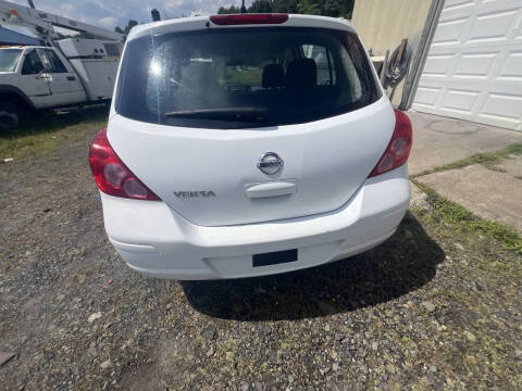 2012 Nissan Versa 1.8 S