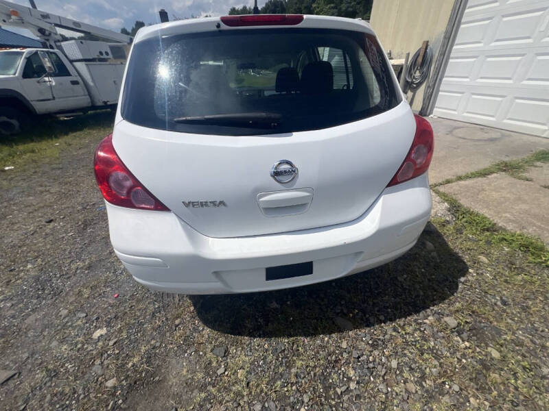 2012 Nissan Versa 1.8 S