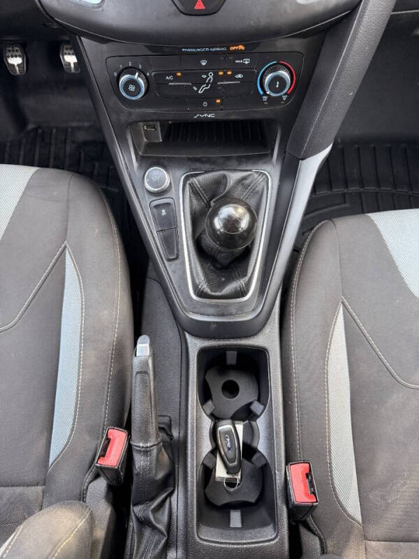 2017 Ford Focus ST