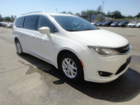 2020 Chrysler Pacifica Touring L