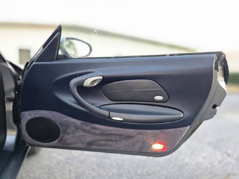 2003 Porsche 911 Carrera