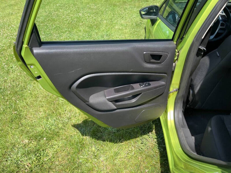 2011 Ford Fiesta SE