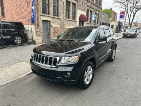 2011 Jeep Grand Cherokee for sale at ARXONDAS MOTORS in Yonkers NY