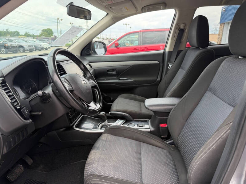 2018 Mitsubishi Outlander SE