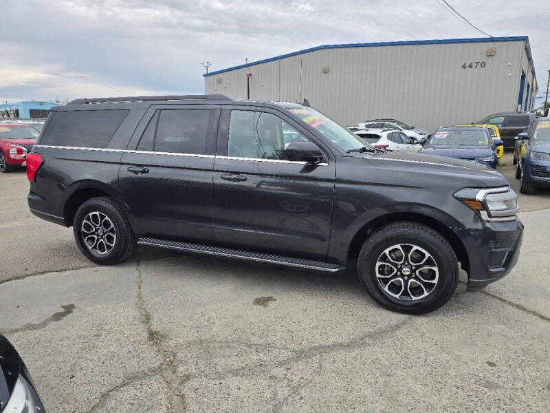 2023 Ford Expedition MAX XLT
