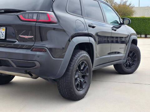 2019 Jeep Cherokee Trailhawk