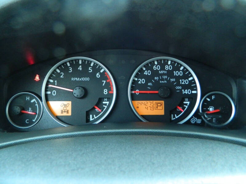 2012 Nissan Pathfinder Silver Edition