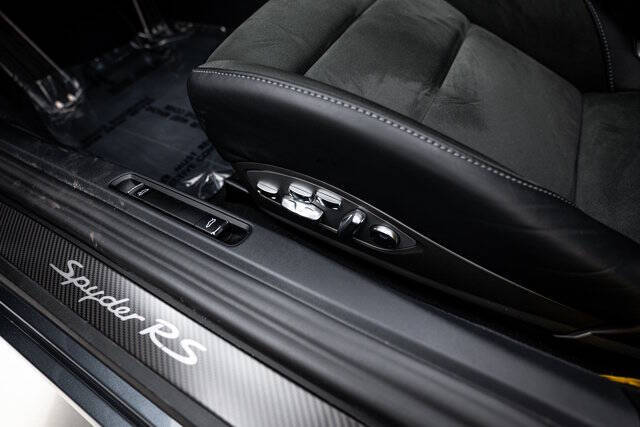 2025 Porsche 718 Boxster Spyder RS