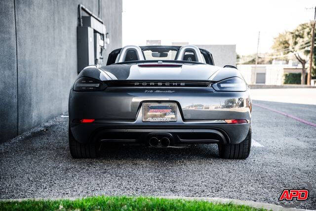 2021 Porsche 718 Boxster