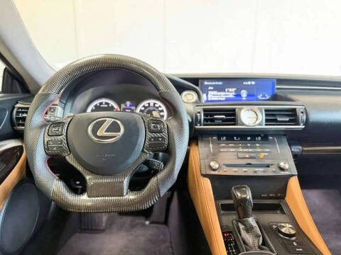 2017 Lexus RC 200t