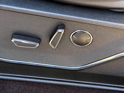 2022 Ford F-150 Lightning Lariat