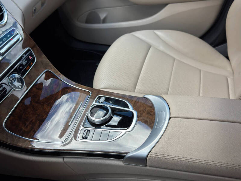 2018 Mercedes-Benz C-Class C 300