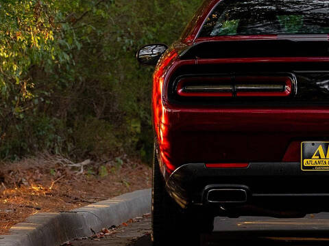 2018 Dodge Challenger SXT Plus