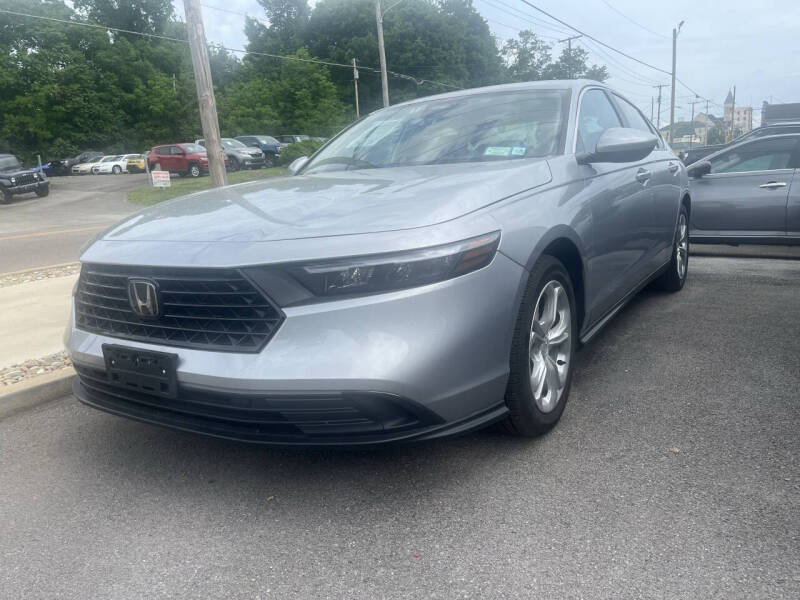 2024 Honda Accord LX's photo