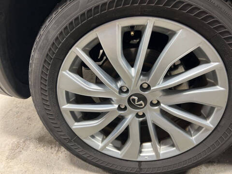 2024 Infiniti QX50 Luxe