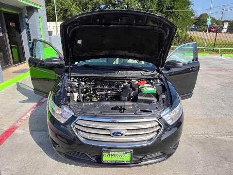 2013 Ford Taurus SE
