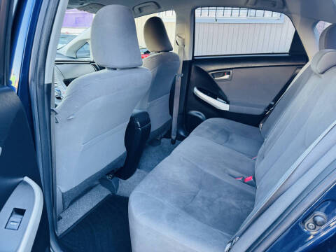 2014 Toyota Prius Three