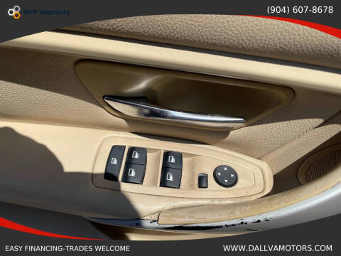 2015 BMW 3 Series 320i