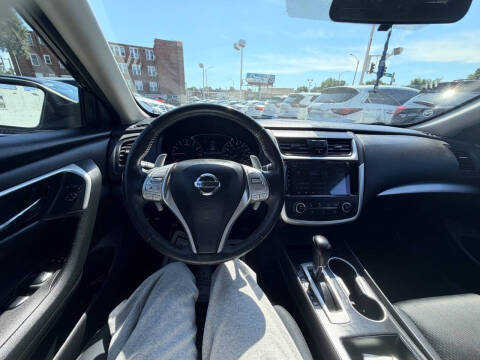 2017 Nissan Altima 2.5 SR