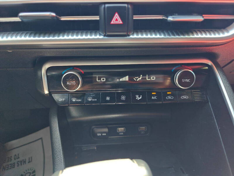 2023 Kia K5