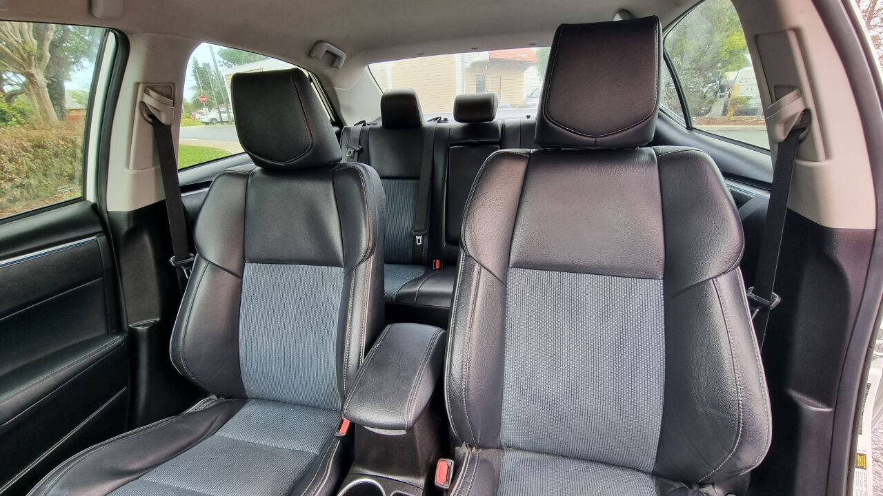 2016 Toyota Corolla  - $9,900