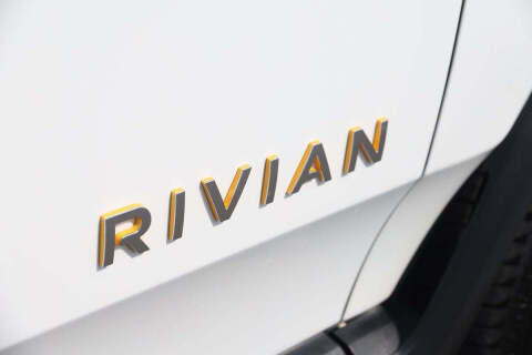 2022 Rivian R1T Adventure