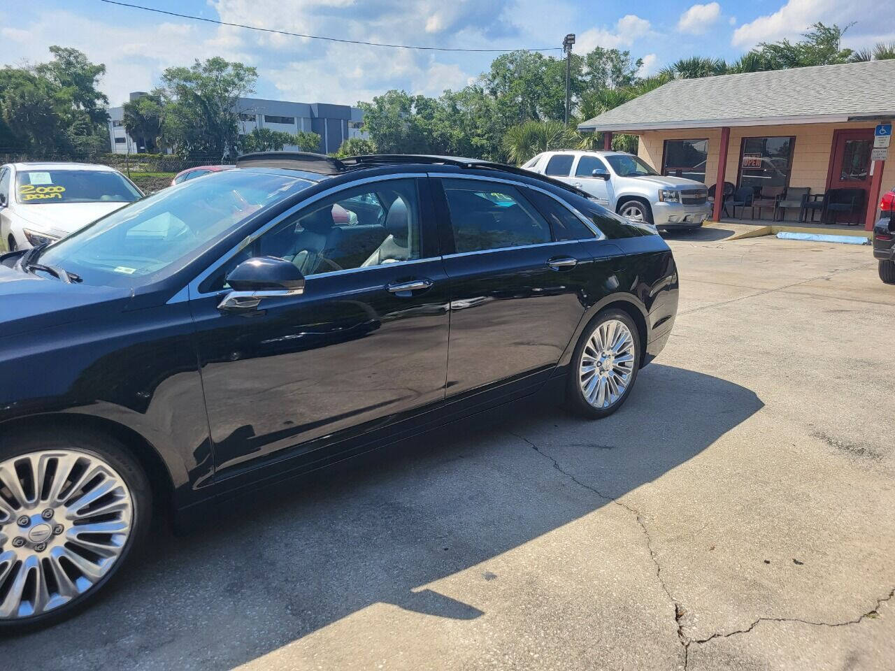 2016 Lincoln MKZ for sale at FAMILY AUTO BROKERS in Longwood, FL