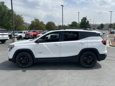 2023 GMC Terrain AT4