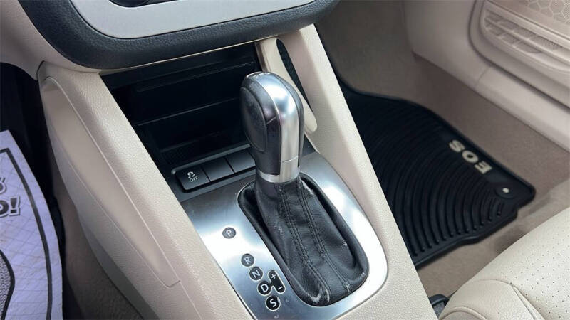 2012 Volkswagen Eos Komfort SULEV