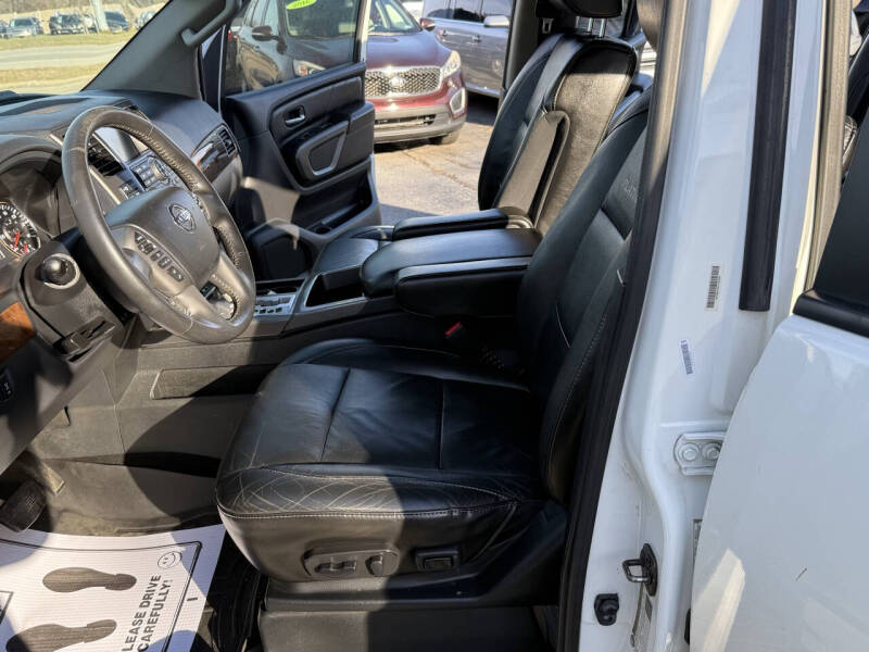 2015 Nissan Armada Platinum