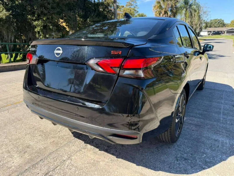 2024 Nissan Versa SR