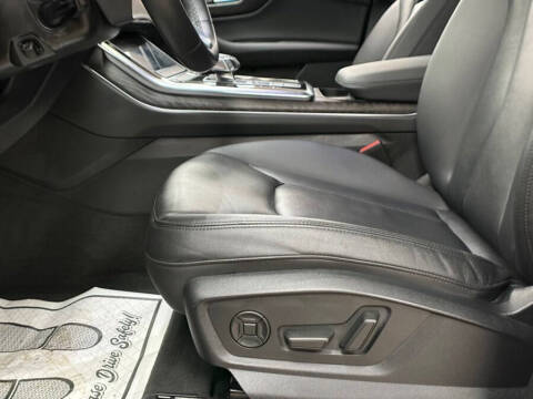 2022 Audi Q7 quattro Premium Plus 55 TFSI