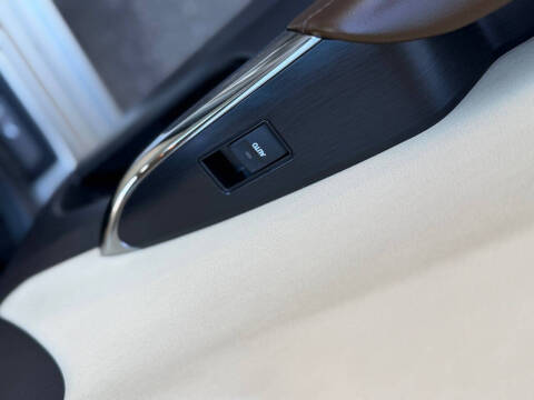 2014 Toyota Avalon Limited