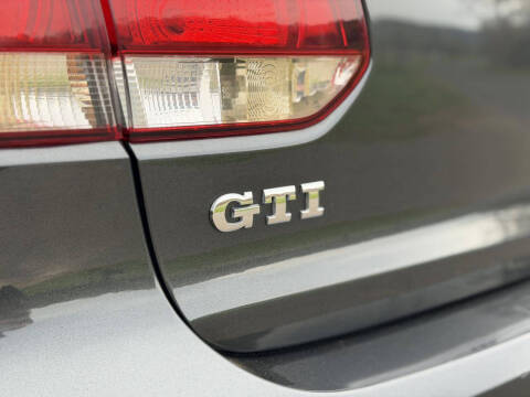 2012 Volkswagen GTI Base PZEV
