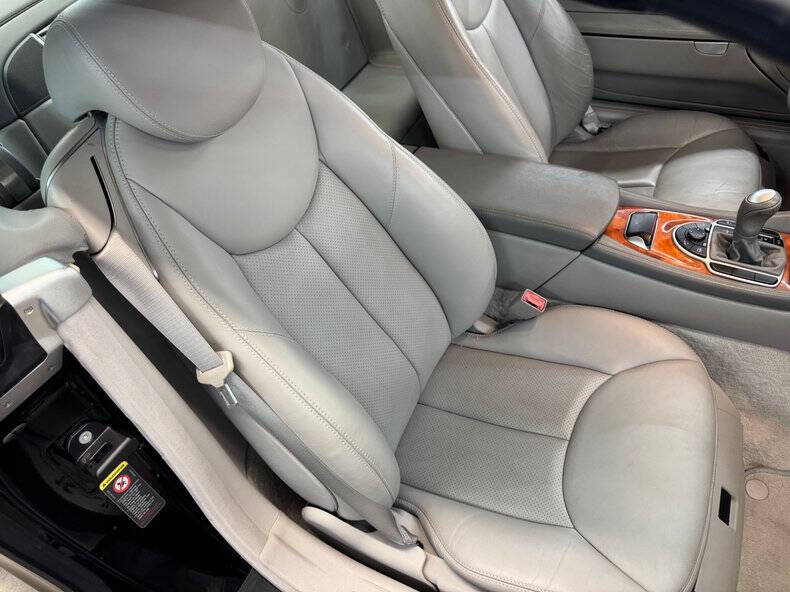 2004 Mercedes-Benz SL-Class SL 500